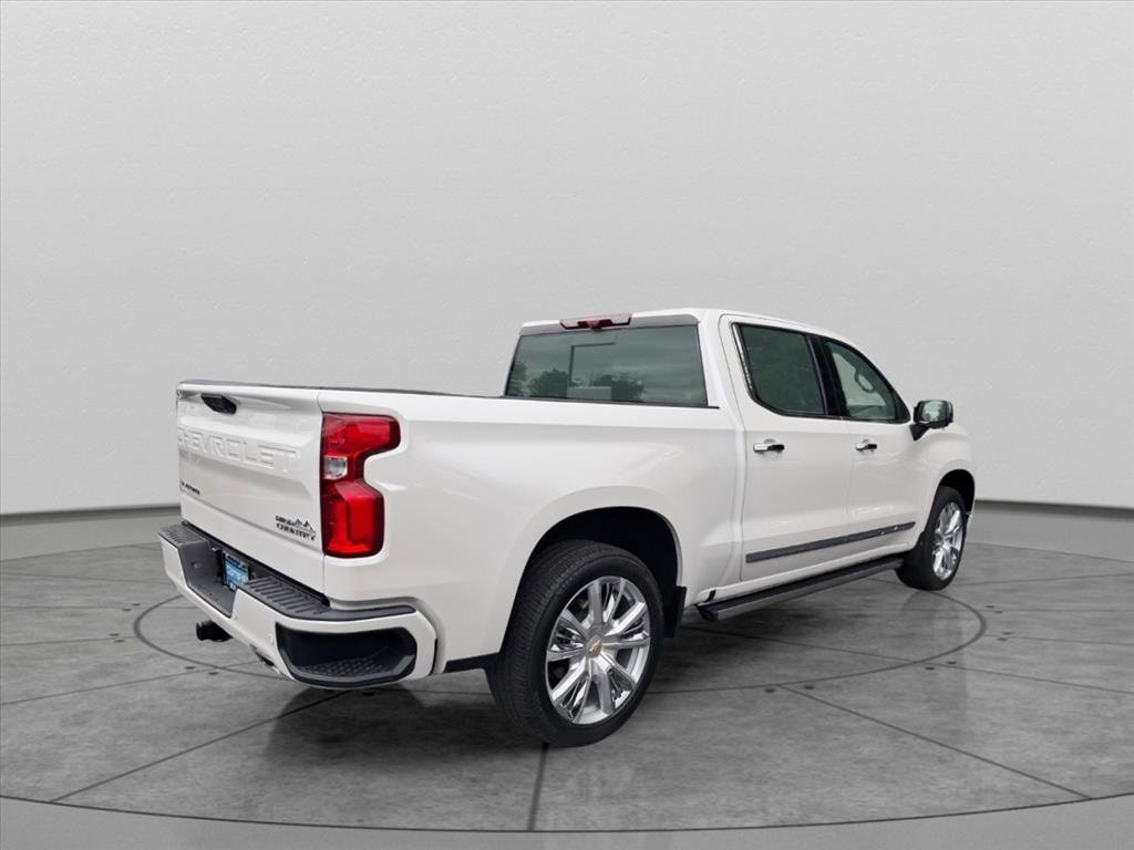 2023 Chevrolet Silverado 1500 High Country photo 5