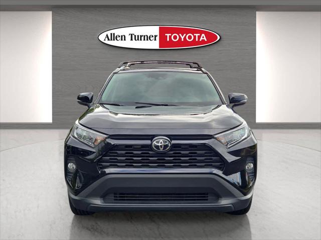 2021 Toyota RAV4 XLE Premium photo 2