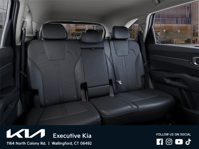 2025 Kia Sorento S photo 16