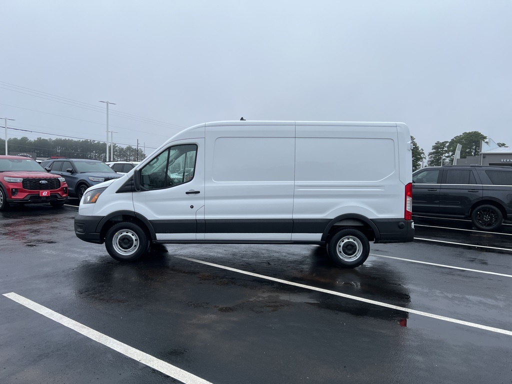 2025 Ford Transit Cargo Van photo 4