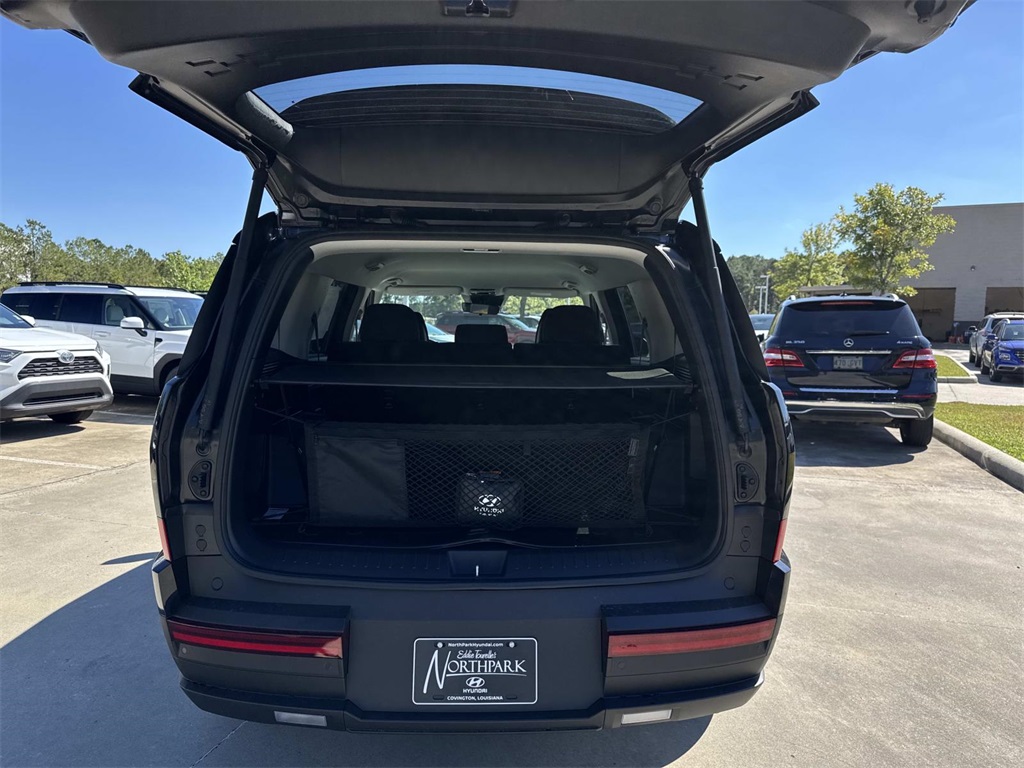 2026 Hyundai Santa Fe SE photo 3