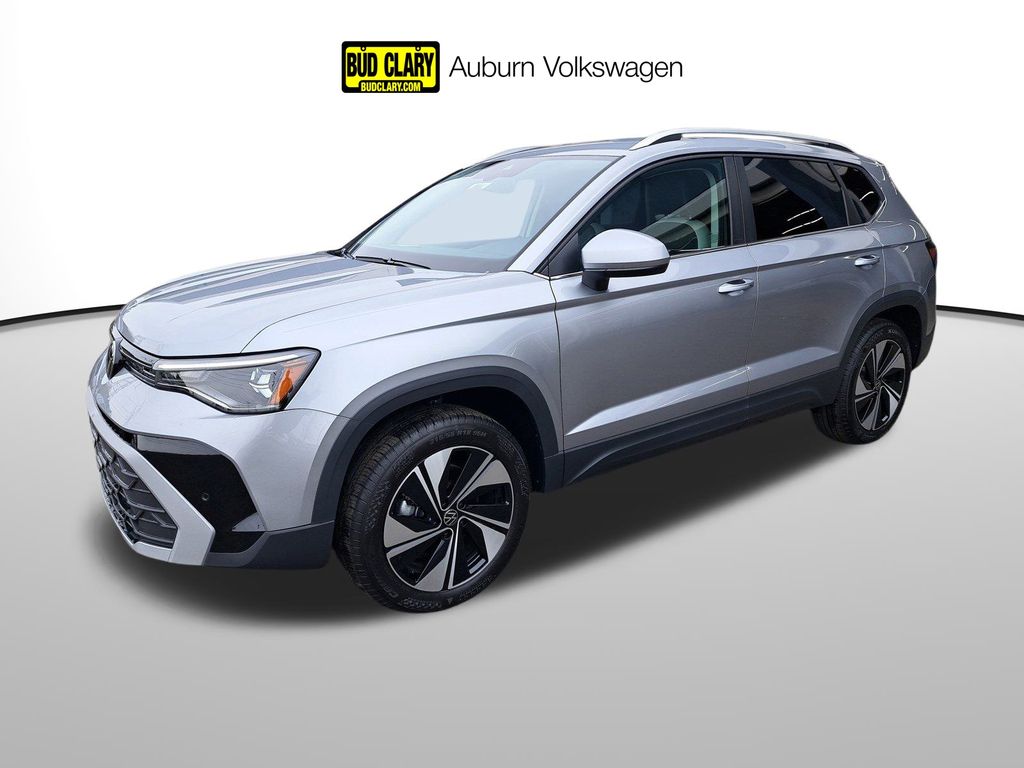2025 Volkswagen Taos SE's photo