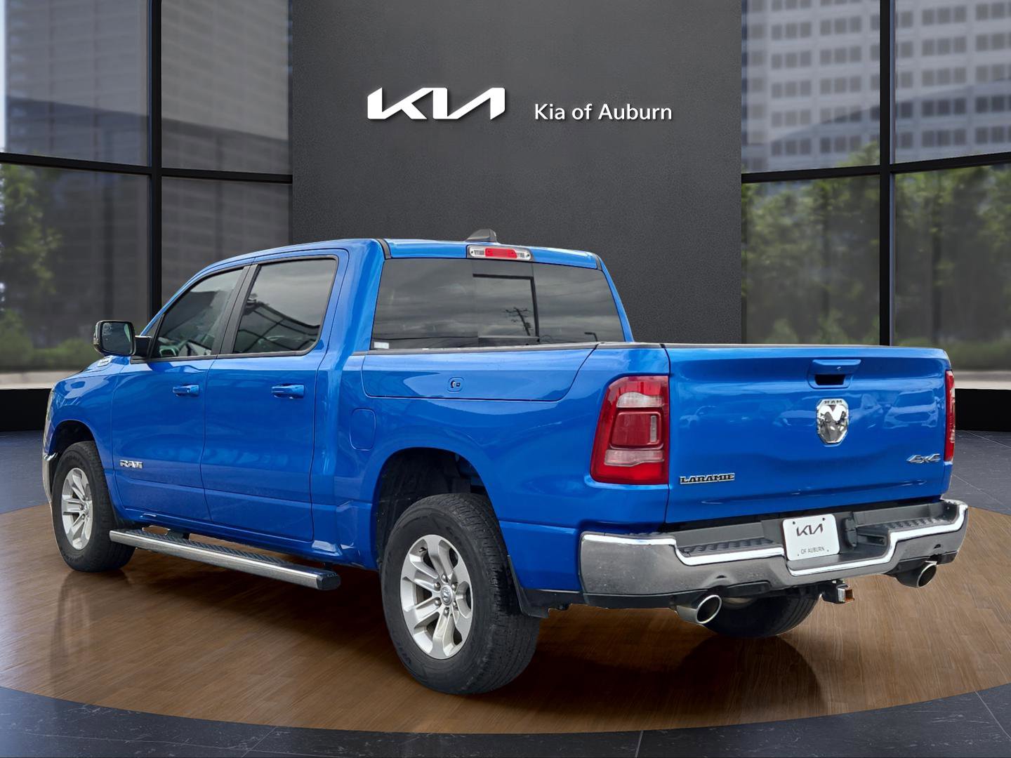 2023 Ram 1500 Laramie photo 8