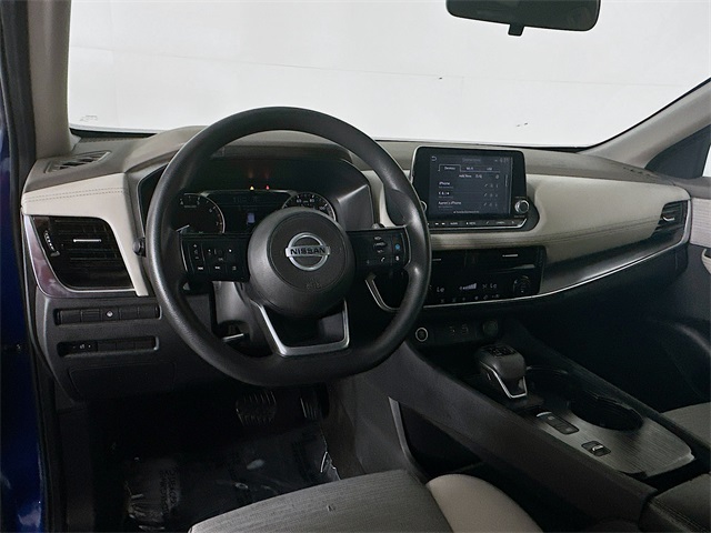 2021 Nissan Rogue SV photo 10