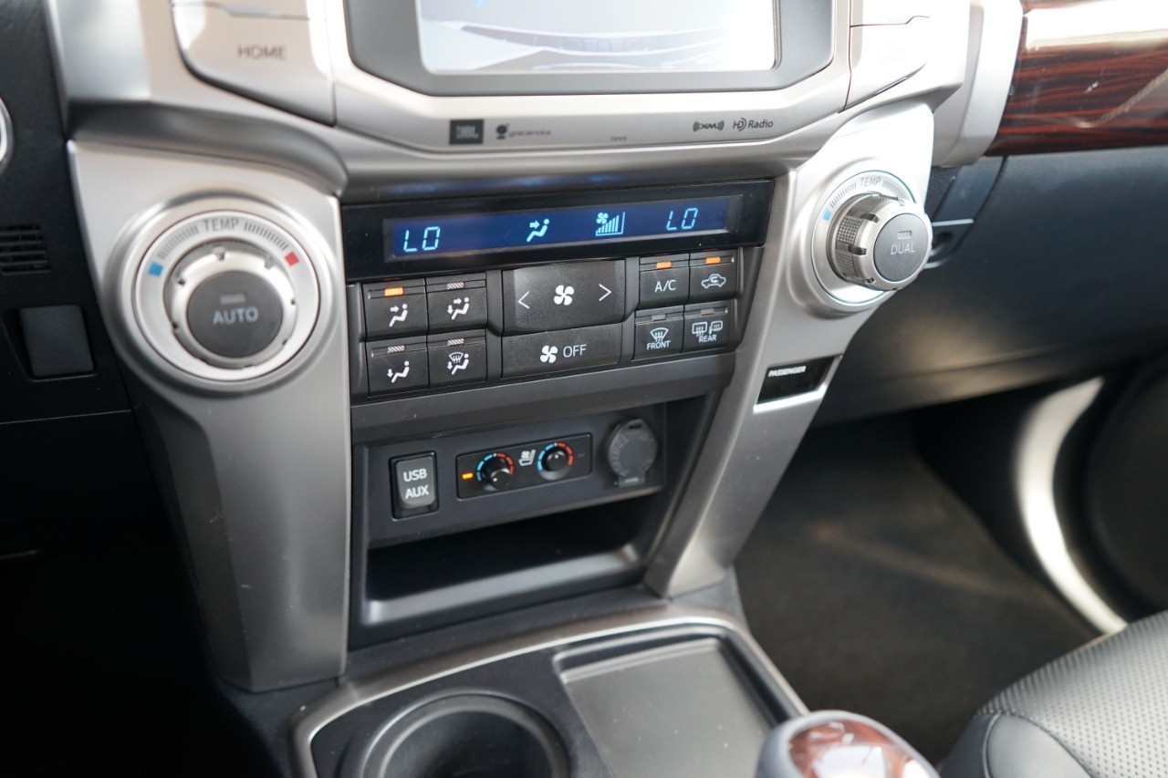 2019 Toyota 4Runner Limited photo 18