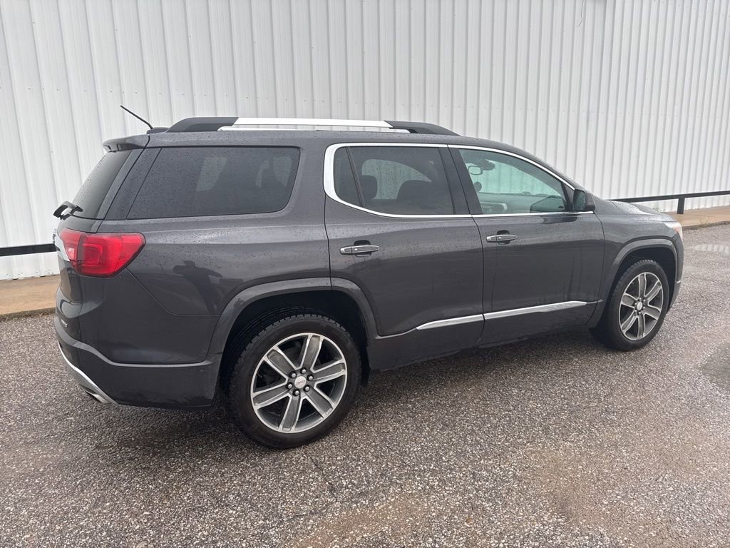 2017 Gmc Acadia Denali photo 5