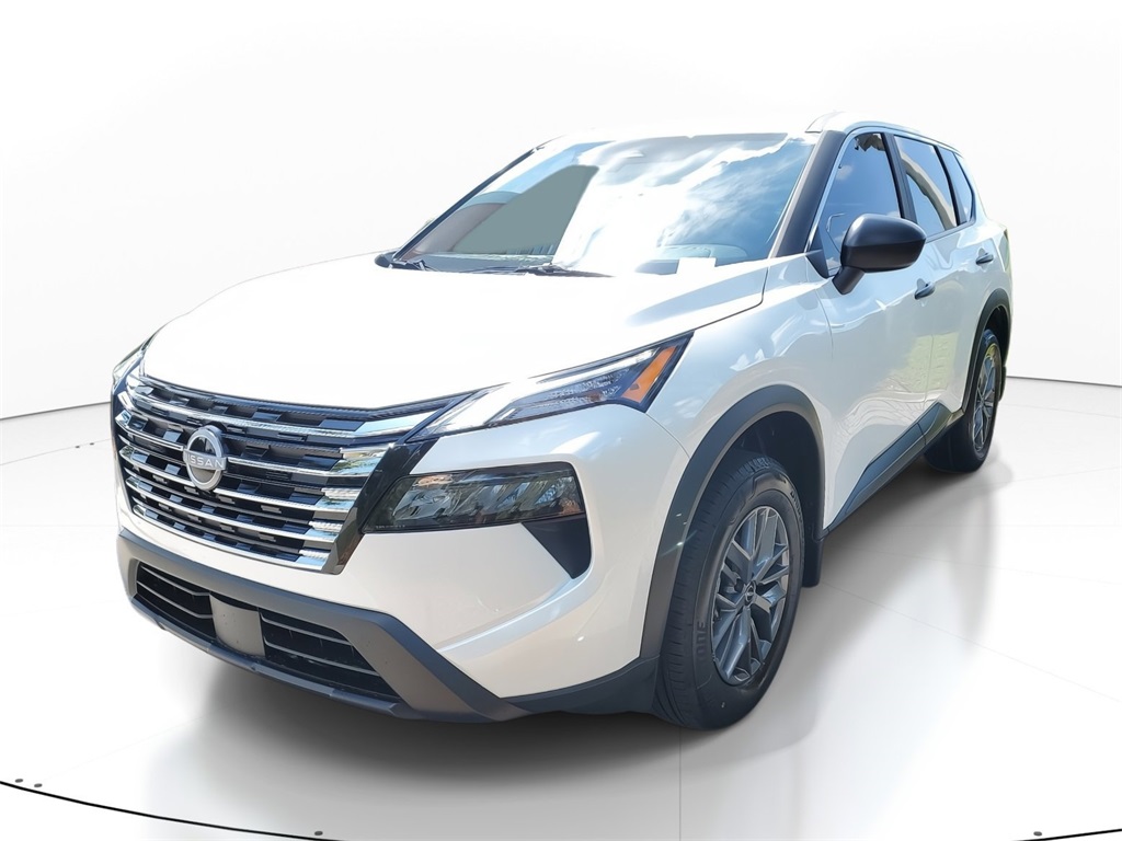 2025 Nissan Rogue S photo 4