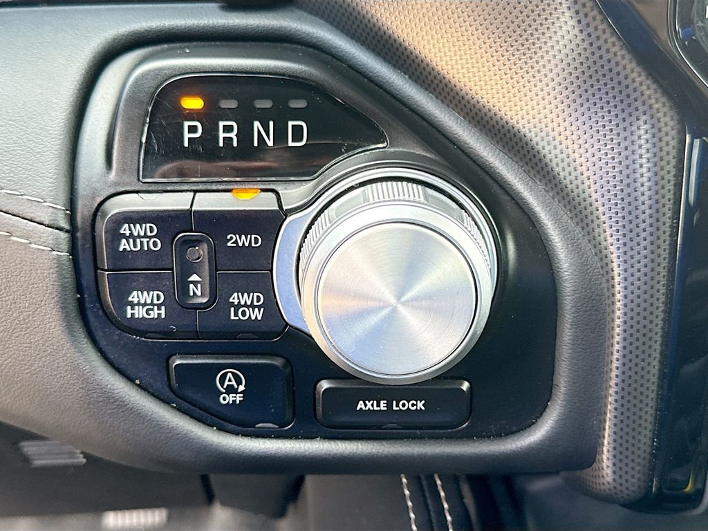 2023 Ram 1500 Limited photo 16
