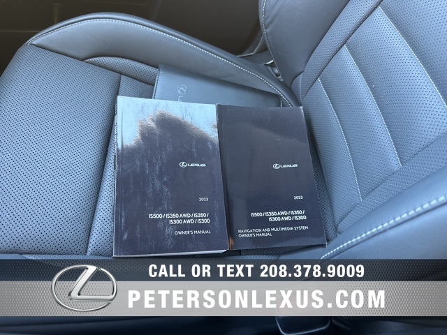 2023 Lexus IS 350 F SPORT photo 27