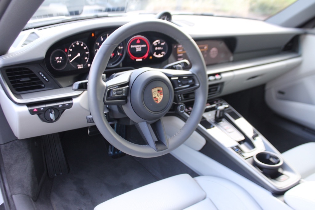 2024 Porsche 911 S photo 4