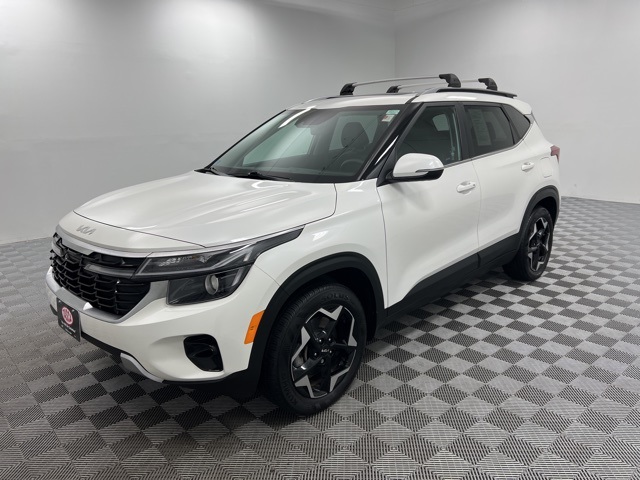 2024 Kia Seltos EX photo 3