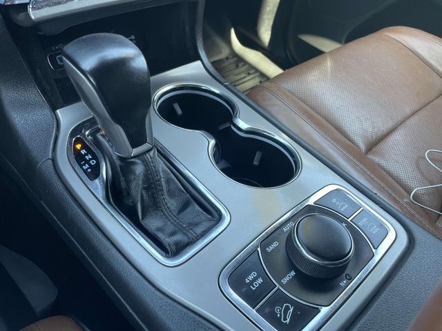 2021 Jeep Grand Cherokee Overland photo 24