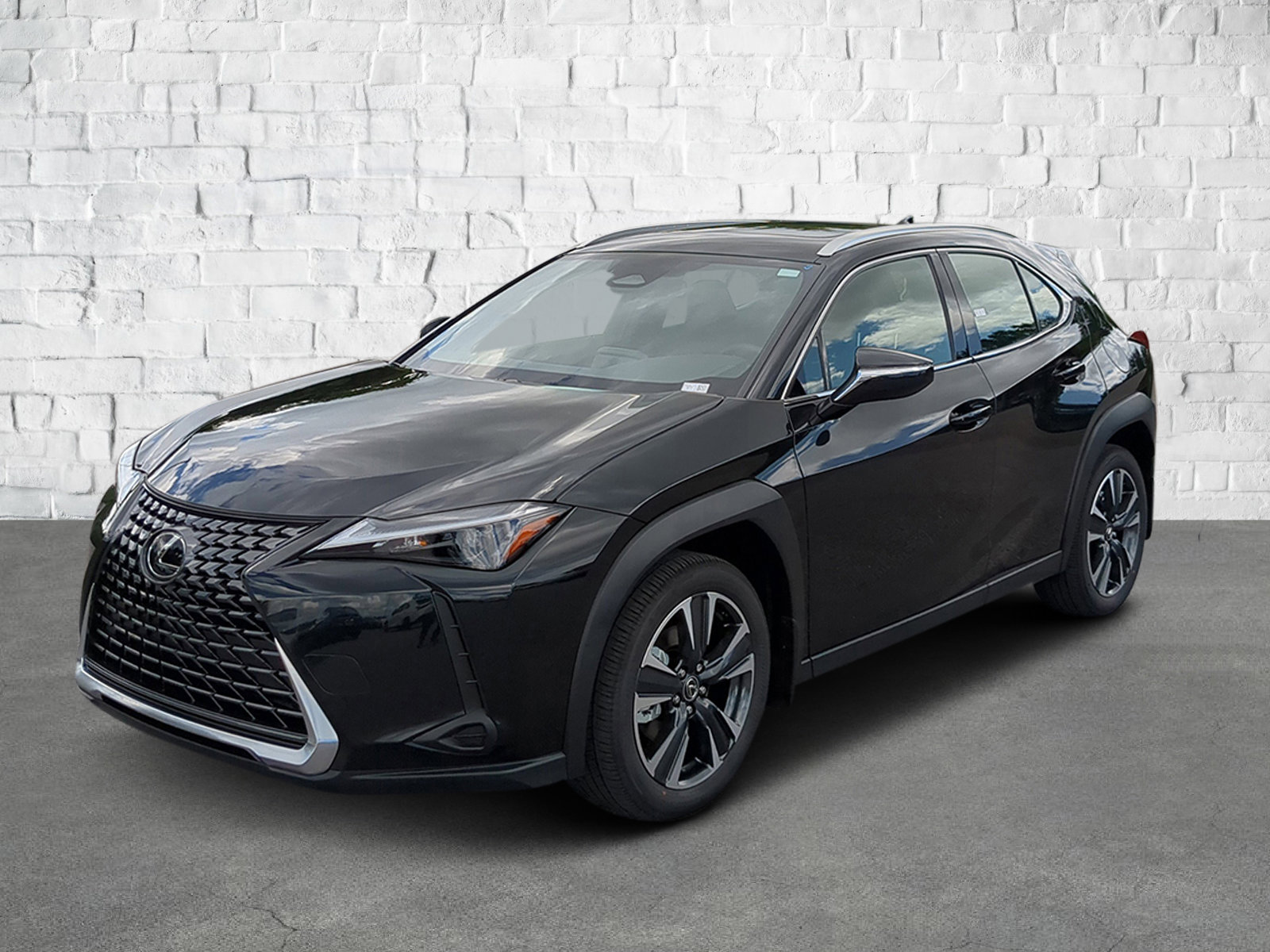 2025 Lexus UX photo 8