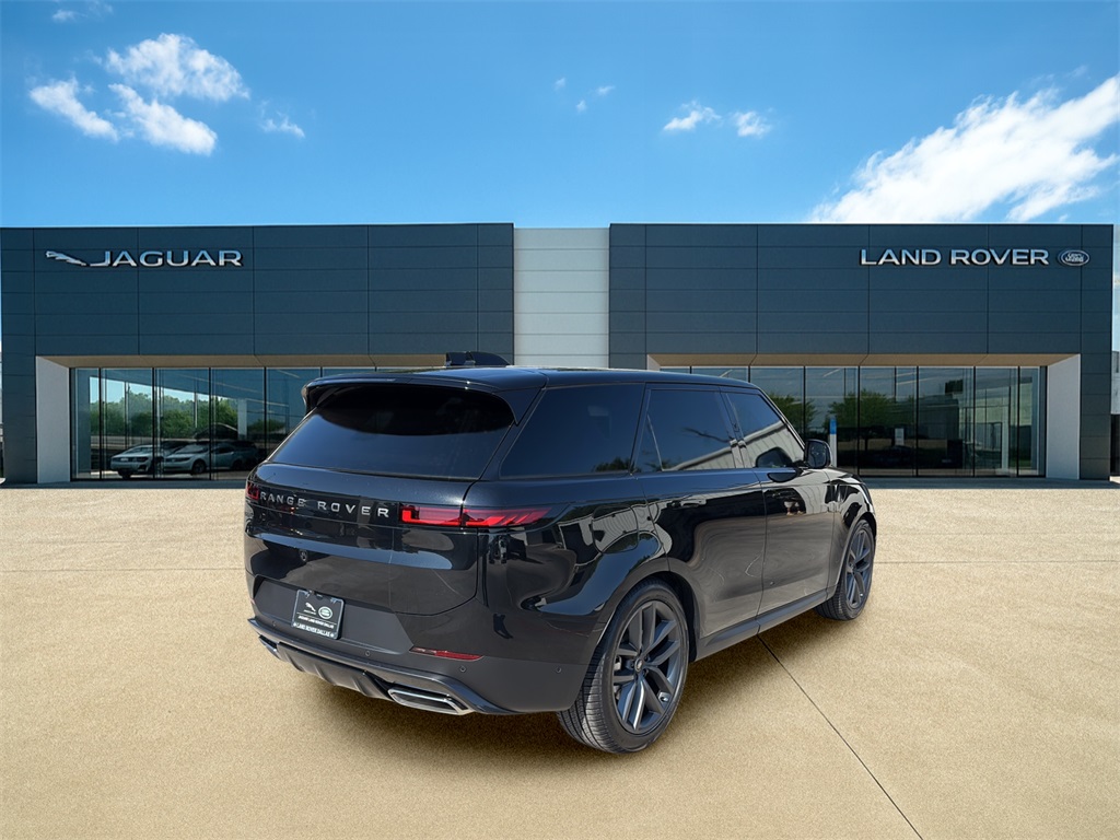 2025 Land Rover Range Rover Sport SE photo 3
