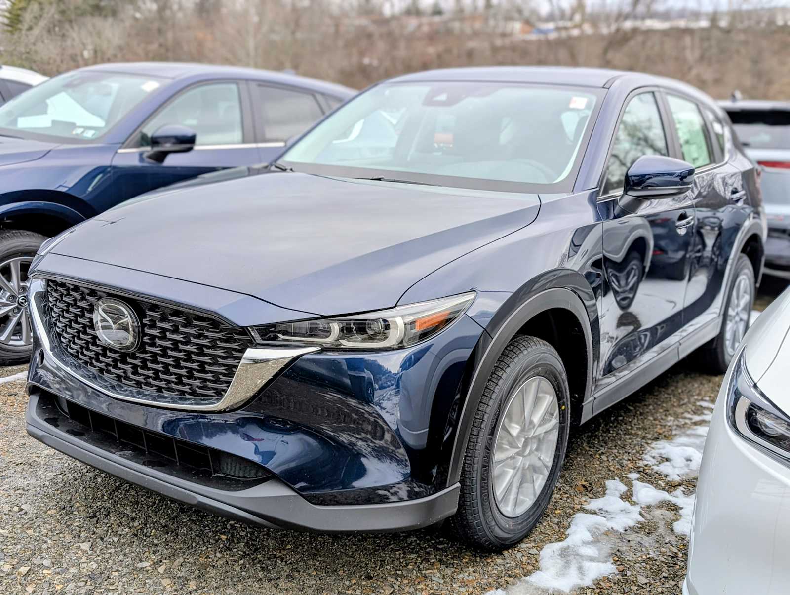 2025 Mazda CX-5 S's photo