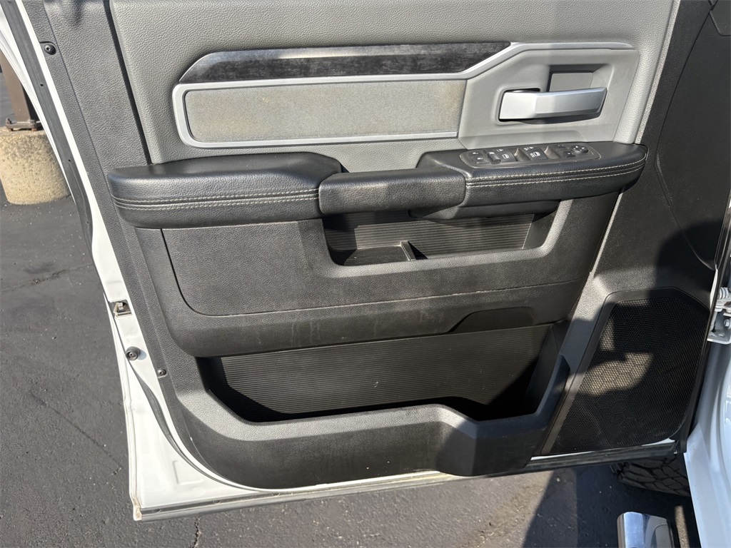 2022 Ram 3500 Big Horn photo 10