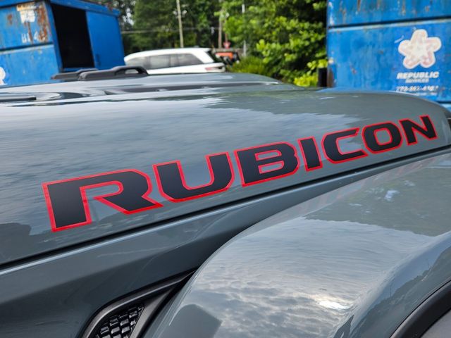 2025 Jeep Wrangler Rubicon photo 12