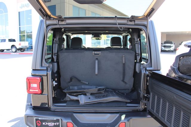 2024 Jeep Wrangler Rubicon photo 31