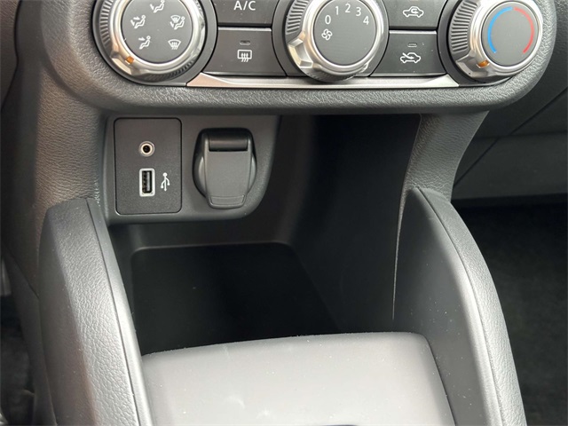 2025 Nissan Versa S photo 20