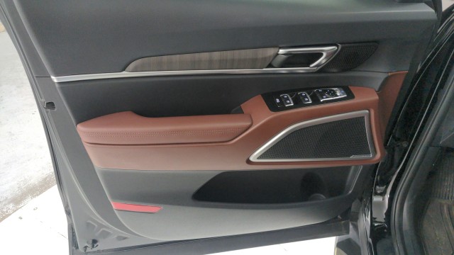 Used 2024 EBONY BLAC Kia EX image 22