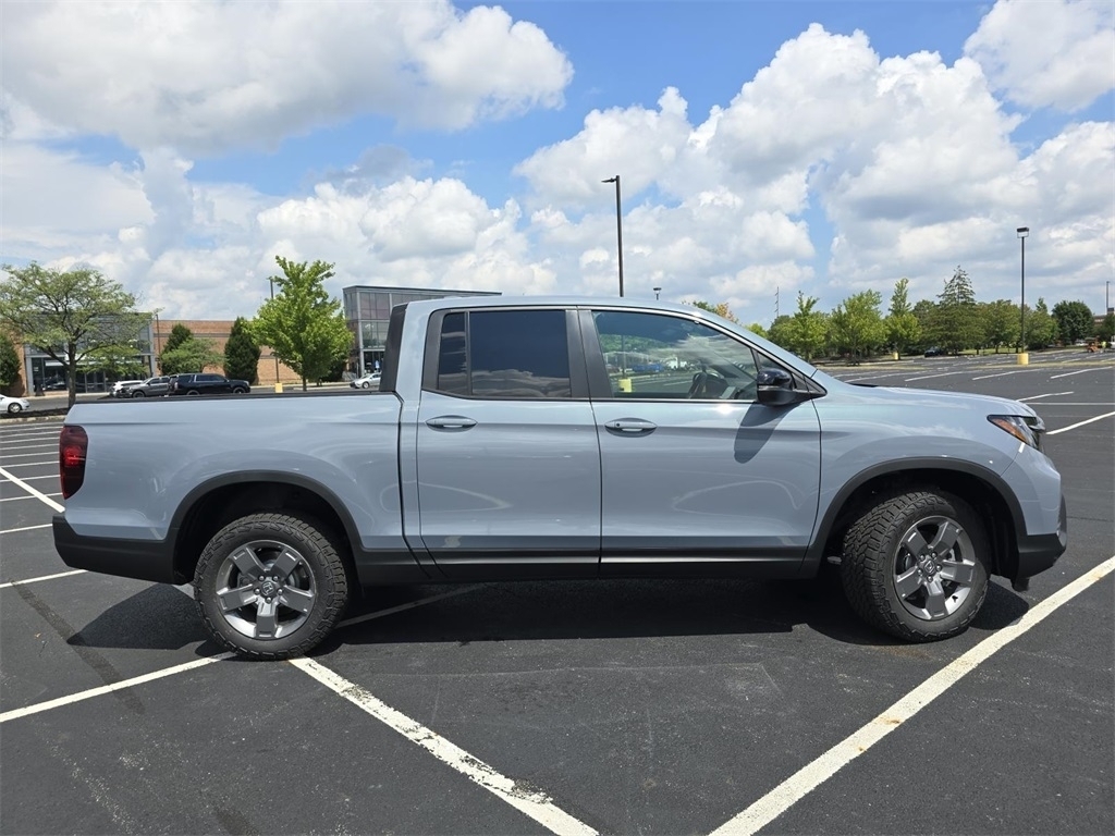 2025 Honda Ridgeline TrailSport photo 13