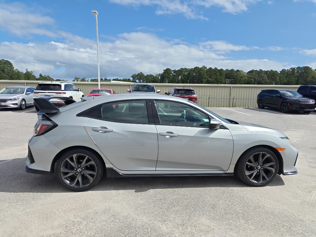 2018 Honda Civic Sport photo 8