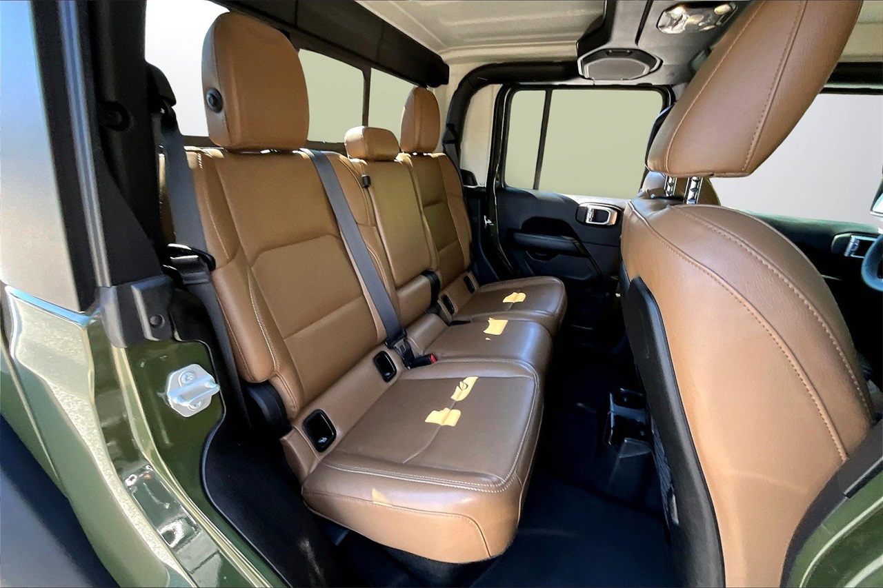 2023 Jeep Gladiator Rubicon photo 21