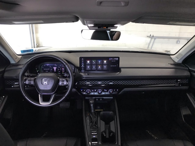 2023 Honda Accord Hybrid Touring photo 16