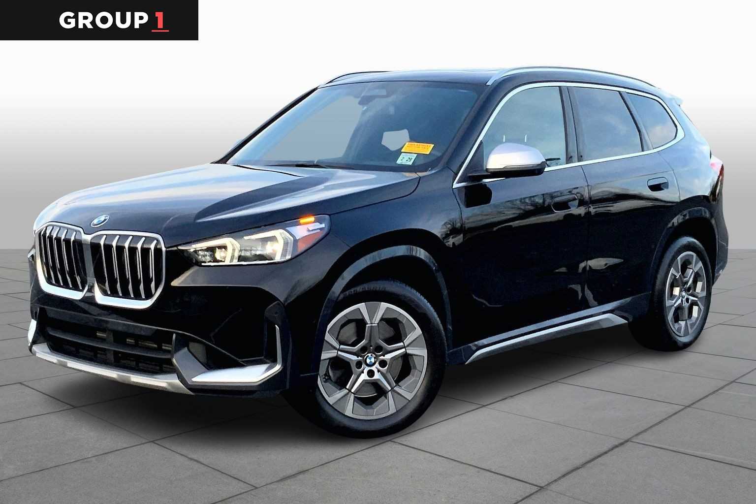 2024 BMW X1 28i's photo