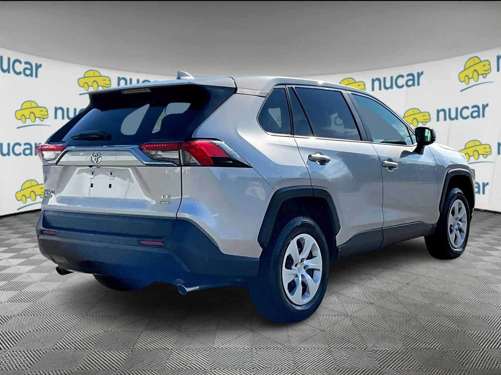 2024 Toyota RAV4 LE photo 2