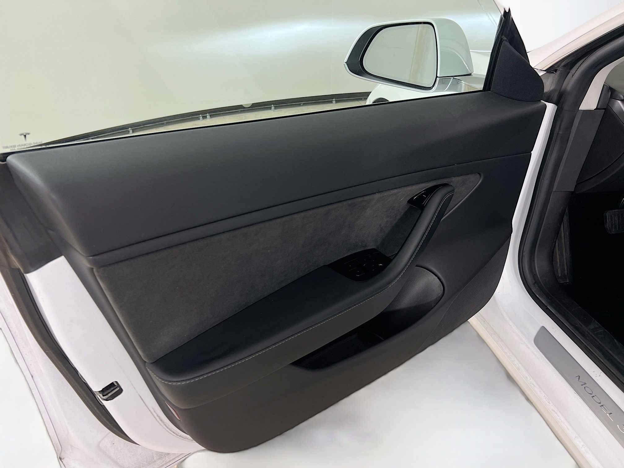 2019 Tesla Model 3 Long Range photo 15