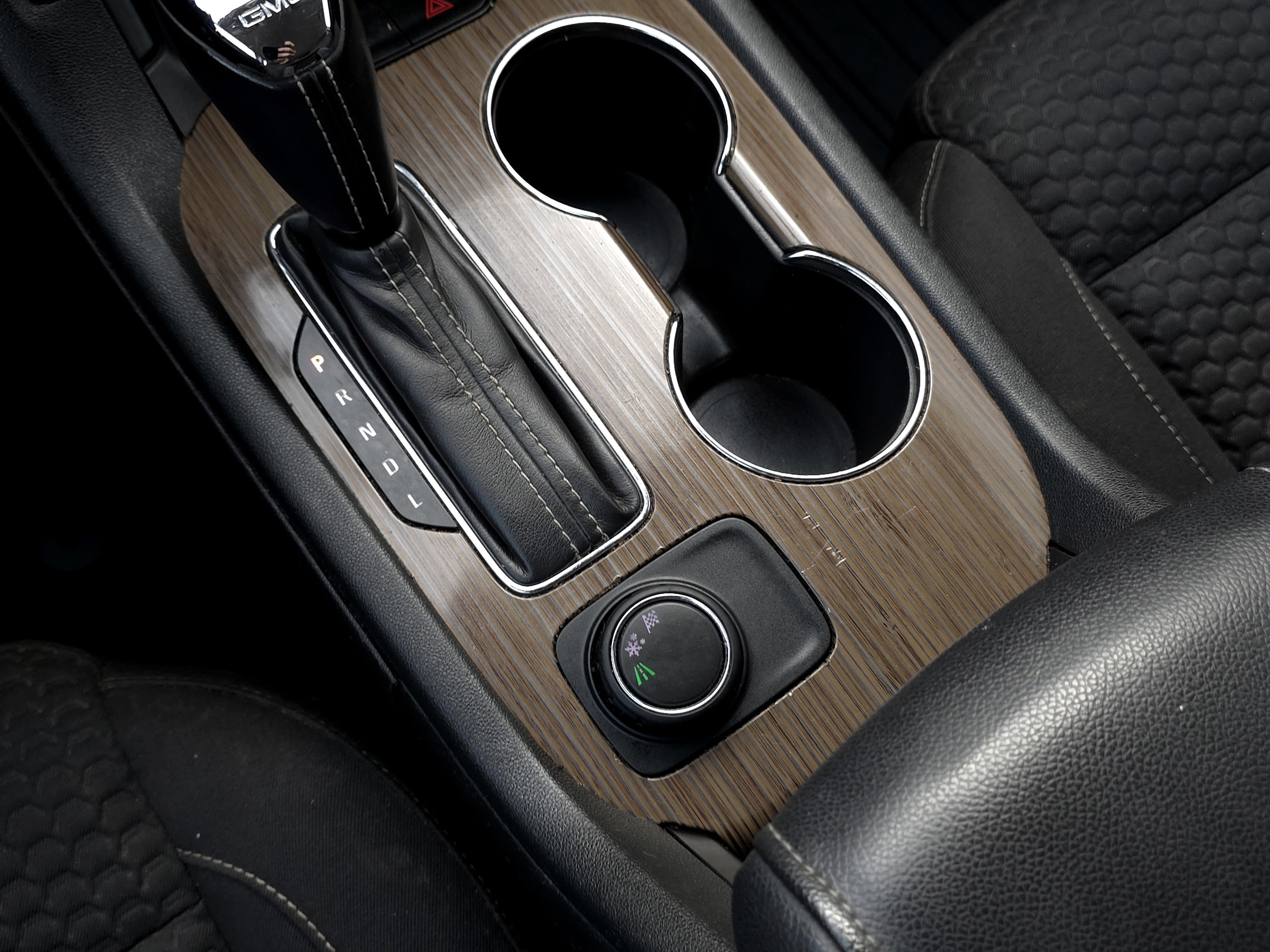 2019 Gmc Acadia SLE photo 3