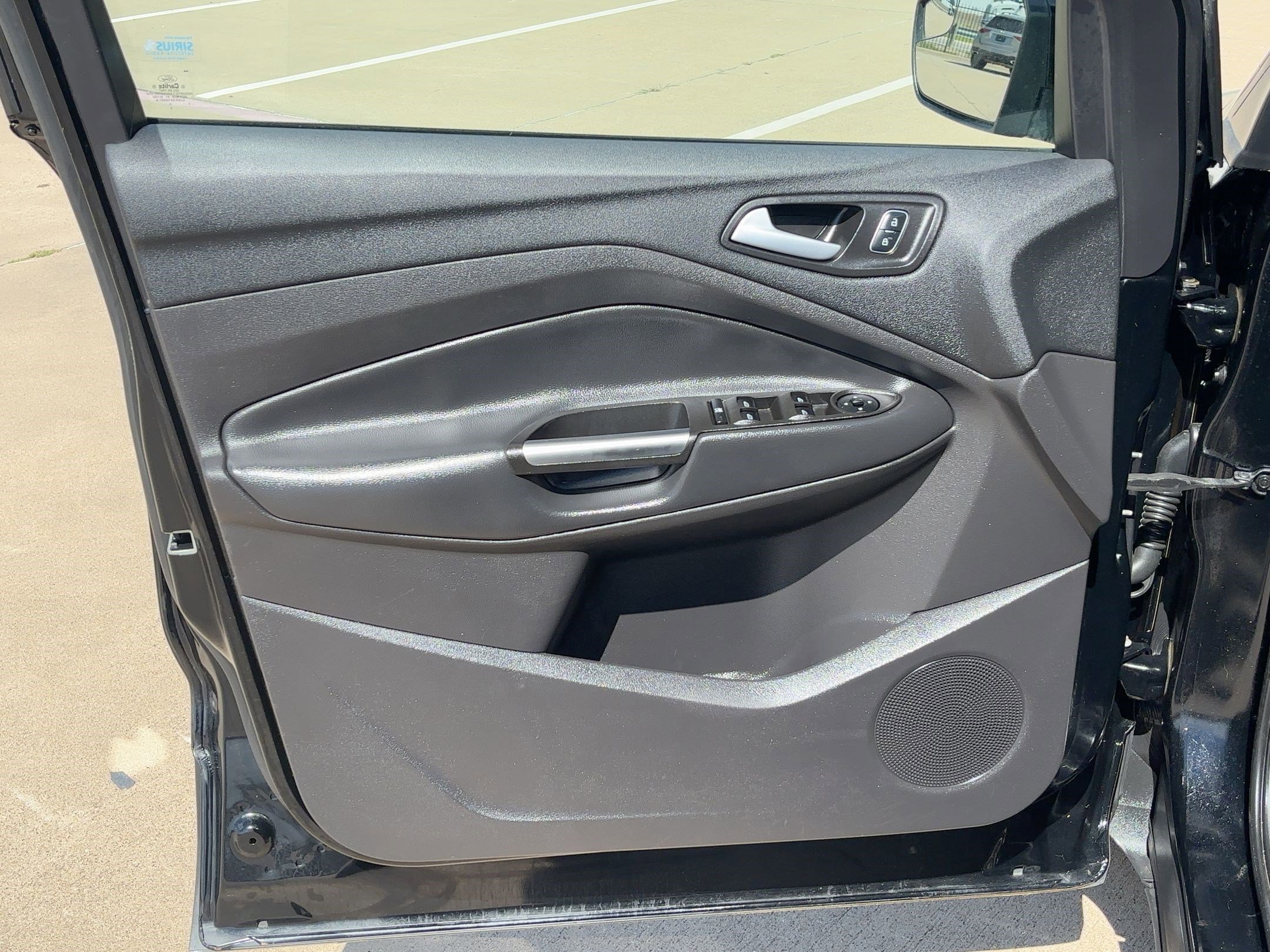 2017 Ford Escape SE photo 18
