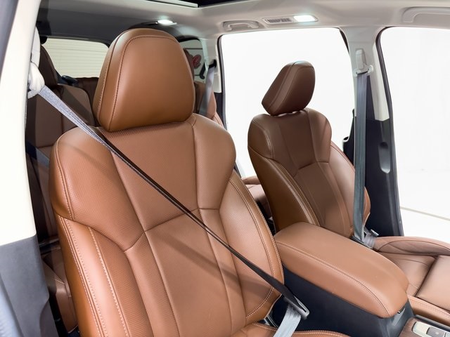 2024 Subaru Ascent Touring photo 15