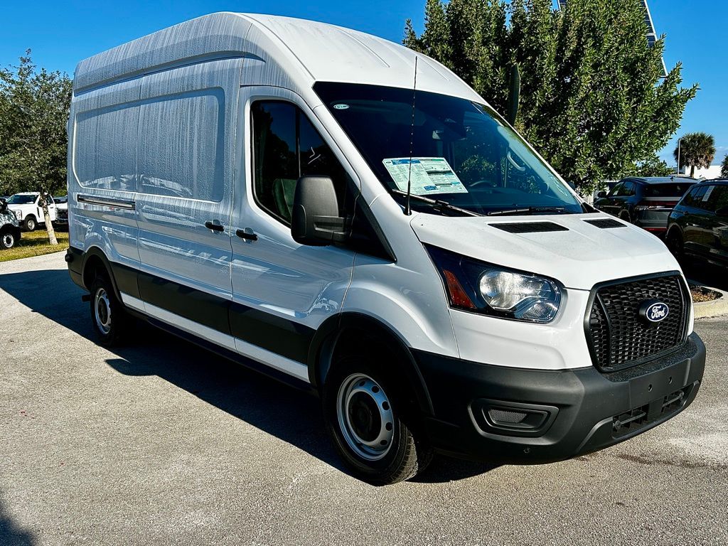 2026 Ford Transit Cargo photo 2