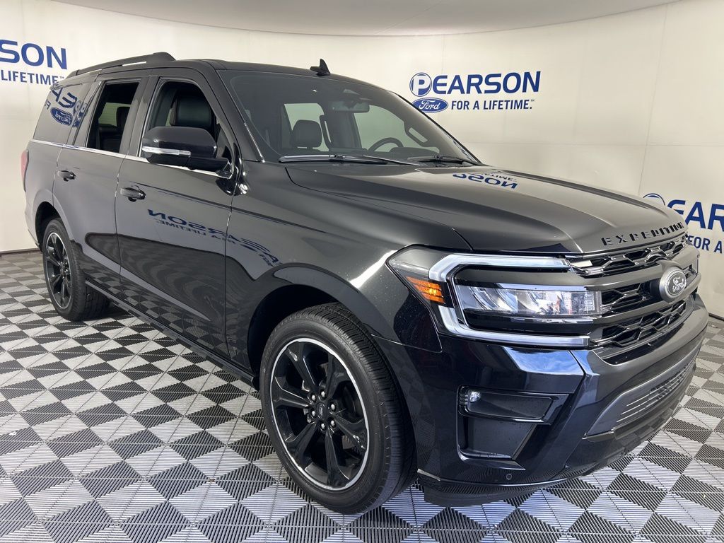 2024 Ford Expedition Limited photo 3