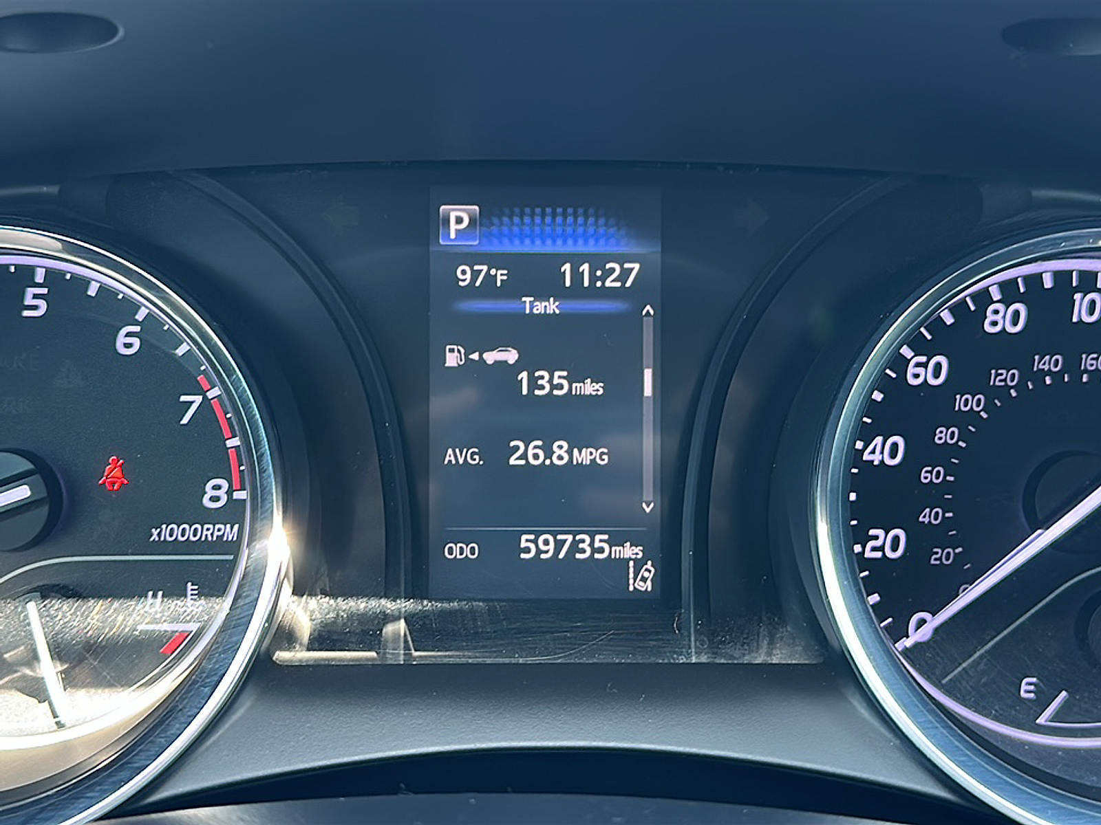 2019 Toyota Camry SE photo 7
