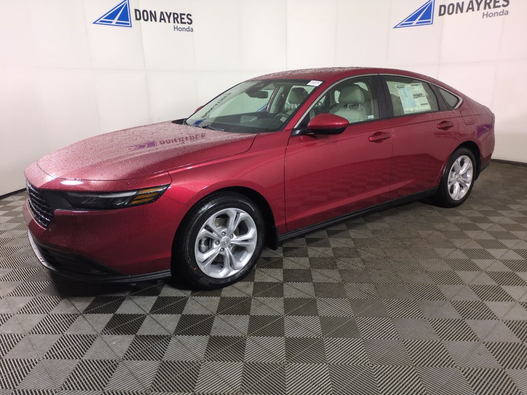 2025 Honda Accord LX's photo