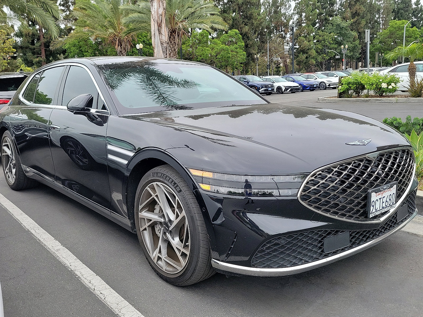 2023 Genesis G90 3.5T AWD photo 3