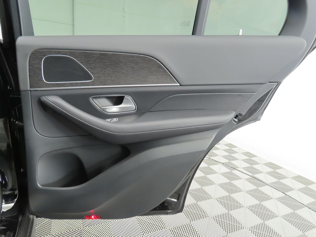 2025 Mercedes Benz GLE 350 4MATIC photo 24