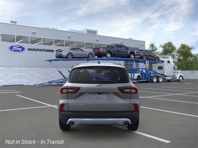 2026 Ford Escape Hybrid Platinum photo 4