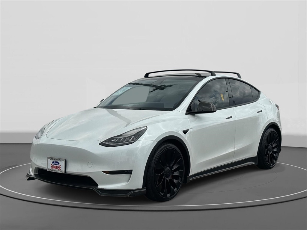 2021 Tesla Model Y Performance's photo