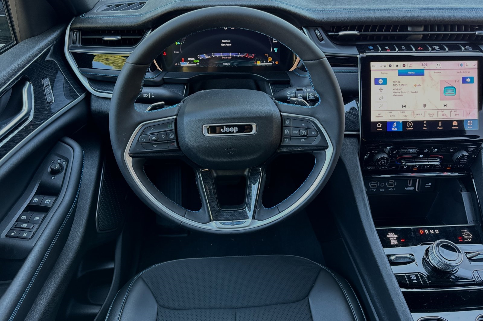 2023 Jeep Grand Cherokee Trailhawk 4xe photo 12
