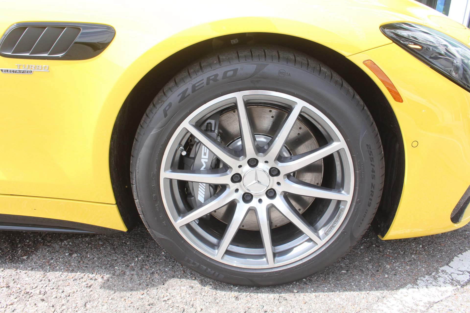 2026 Mercedes Benz AMG GT 43 photo 11