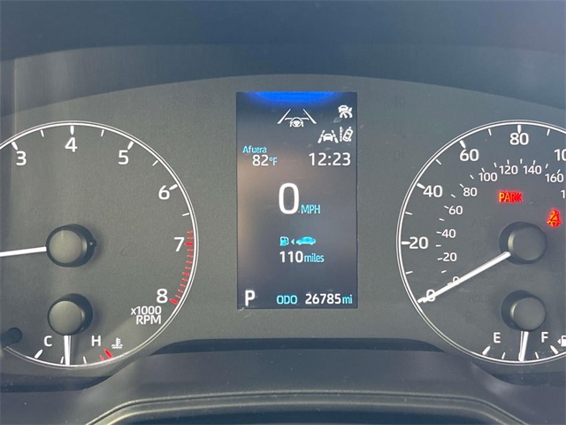 2023 Toyota Corolla Cross LE photo 28