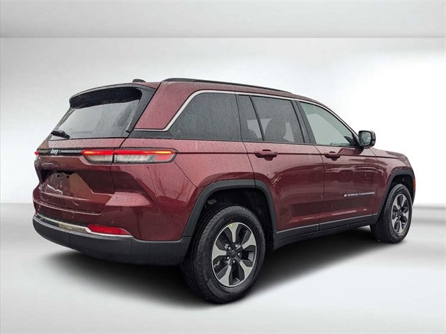 2024 Jeep Cherokee Limited 4xe photo 3