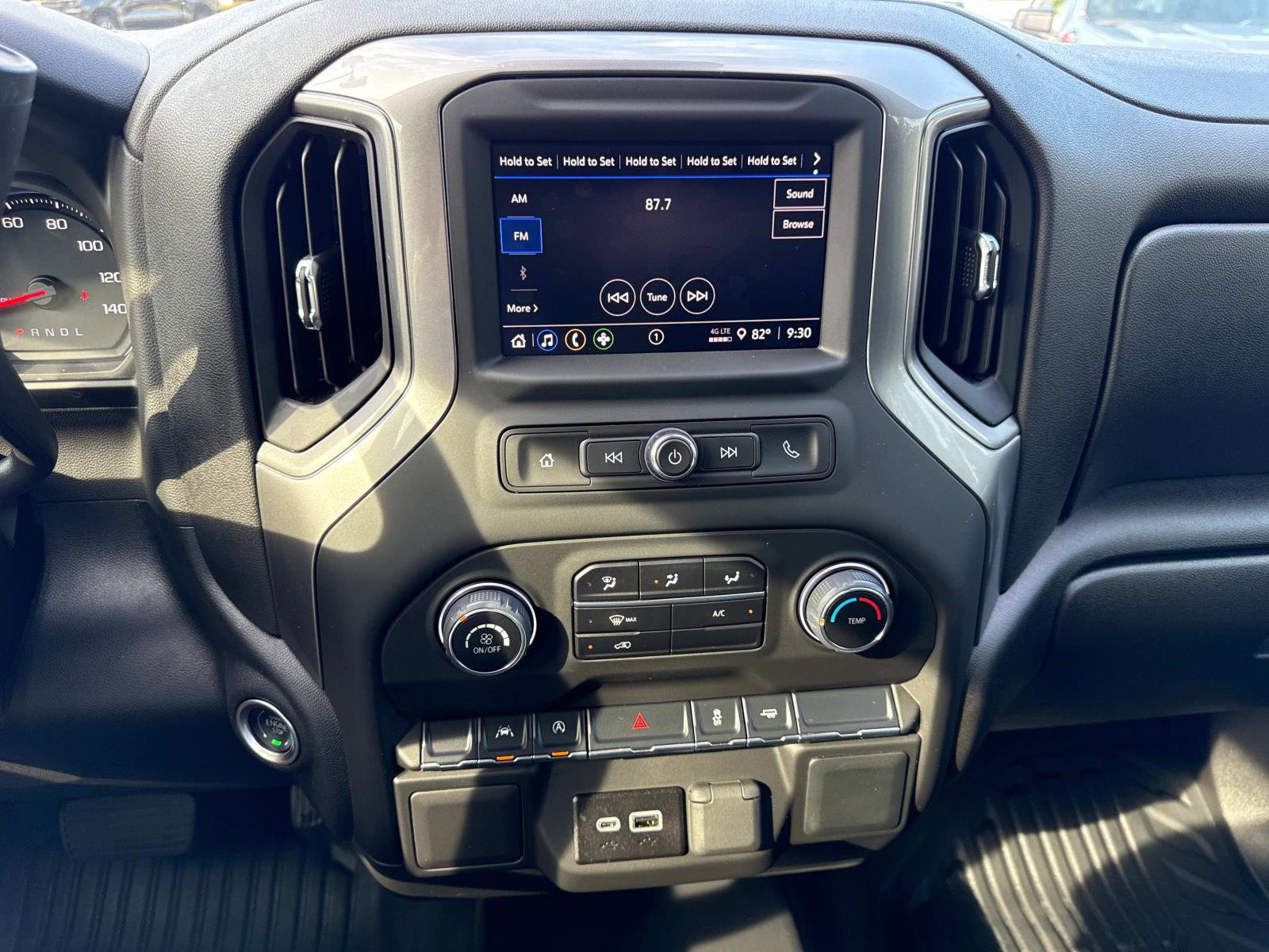 2025 Chevrolet Silverado 1500 photo 21
