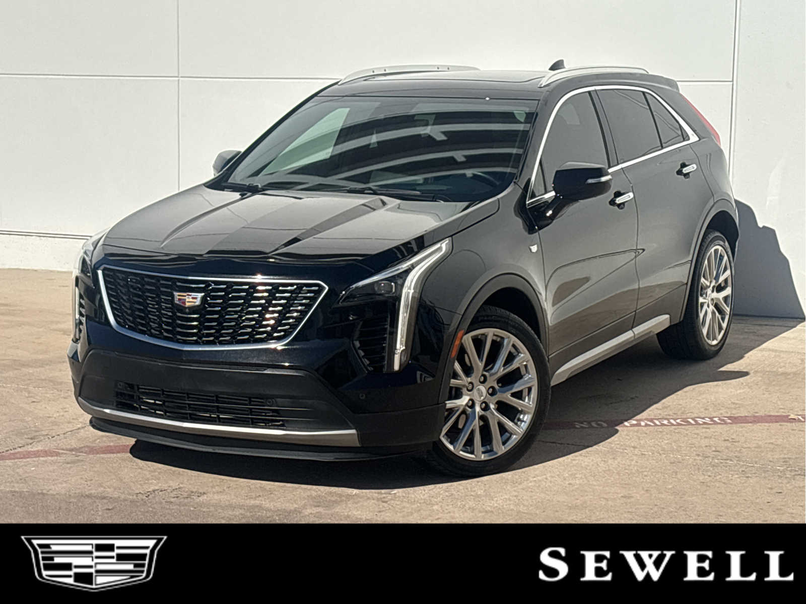 2023 Cadillac XT4 Premium Luxury's photo