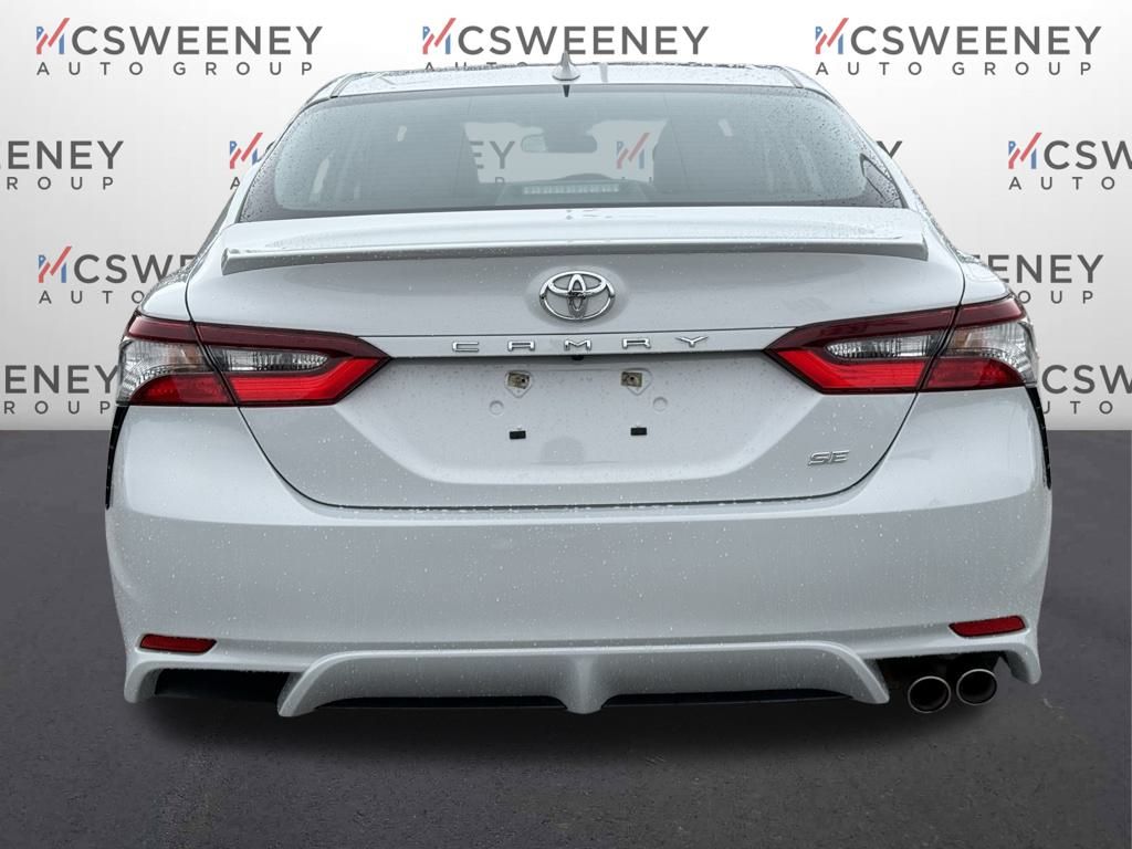 2023 Toyota Camry SE photo 4