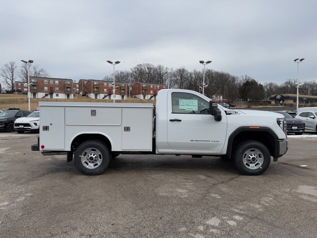 2025 Gmc Sierra 2500 HD Pro photo 2